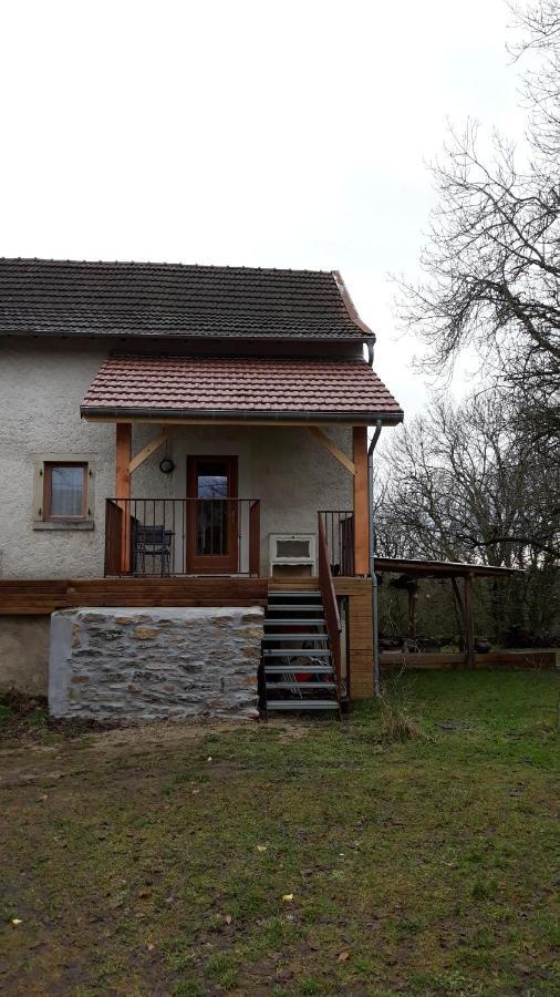 Agreable Gite En Pleine Nature Parmilieu Bagian luar foto